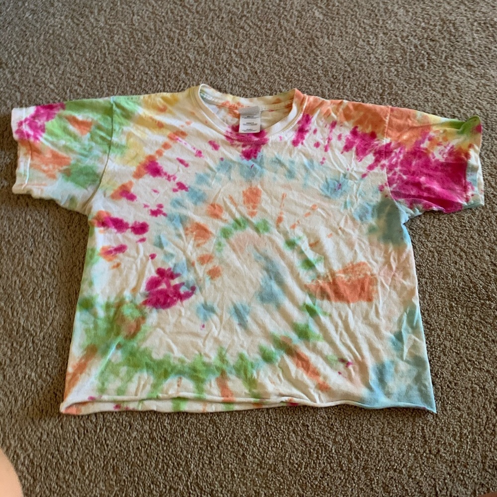 Hippie tie-dye cropped top 🌞🍄🌲